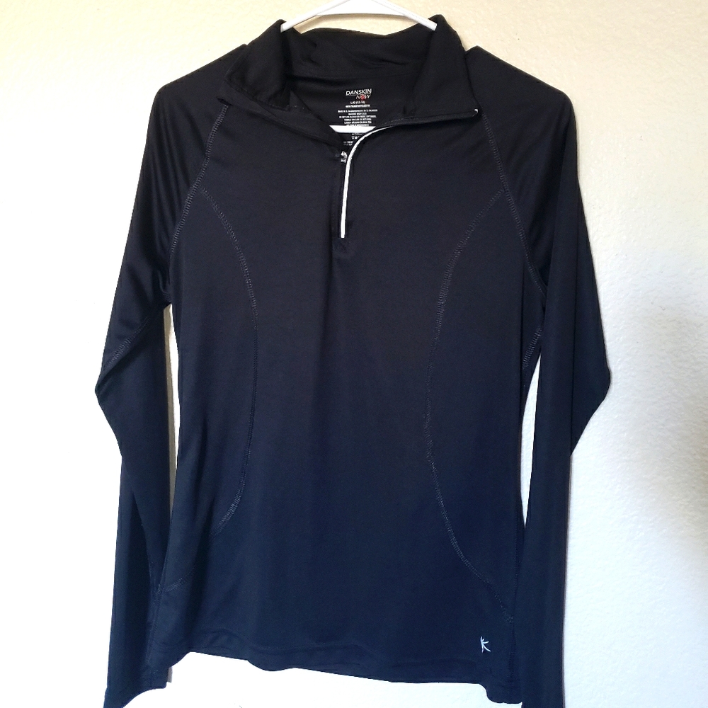 Athletic pull over like new